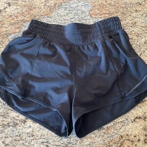 Black Hotty Hots Lululemon 2.5” Size 4 HR